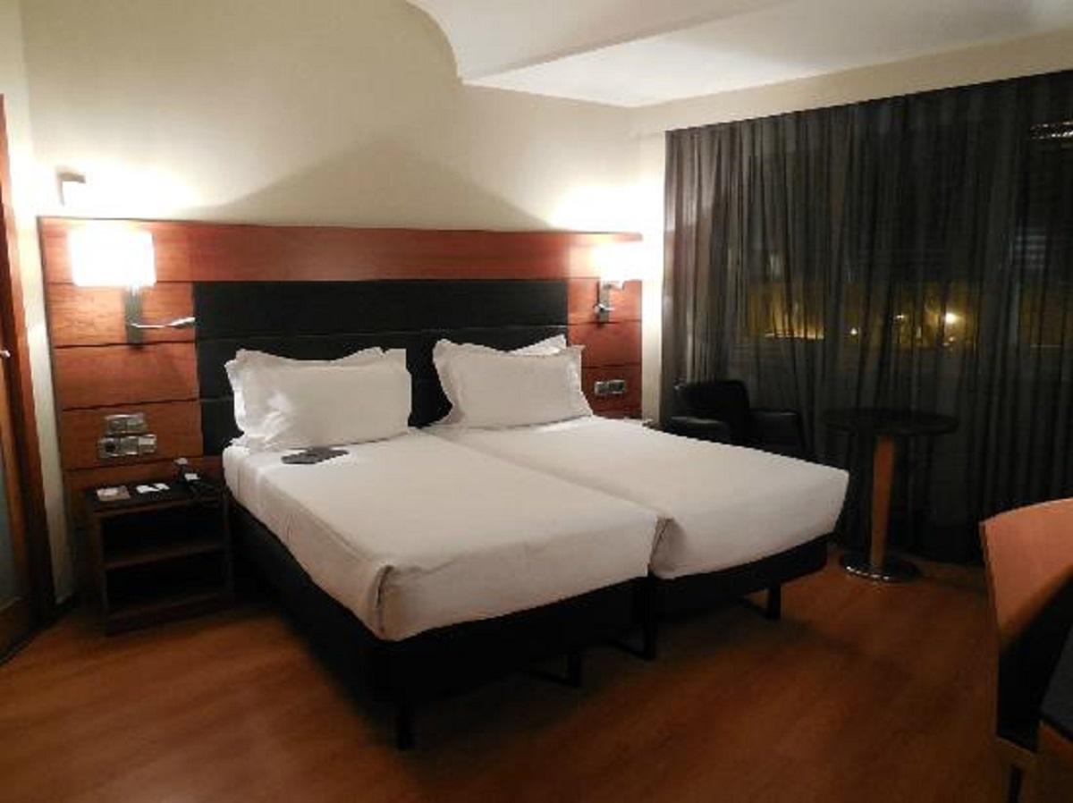 Hotel Kuber Nagpur Esterno foto
